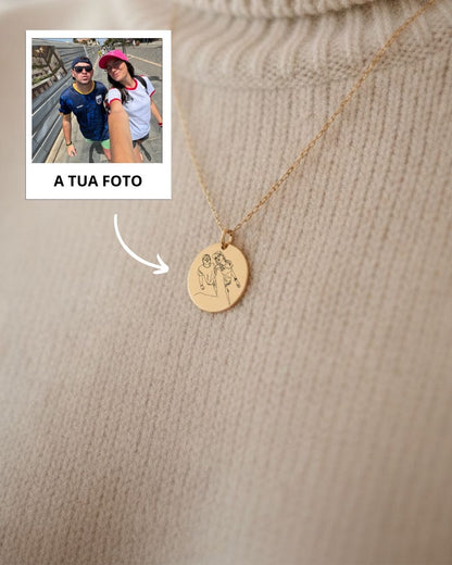 Colar Retrato Line Art Personalizado