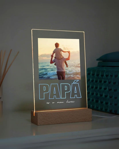 Lámpara "PAPÁ" con Fotografía y Frase Personalizada
